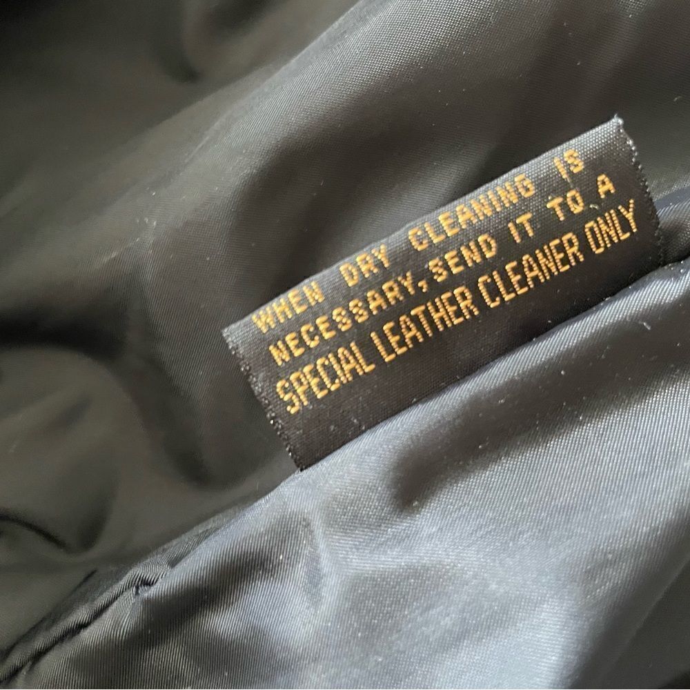 Men’s leather jacket - Picture 4 of 5